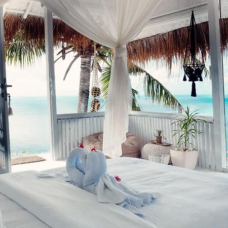 Tropical Glamping Nusa Penida - Private Romantic Seaside Bungalow Diamond Beach Pelilit Exterior photo