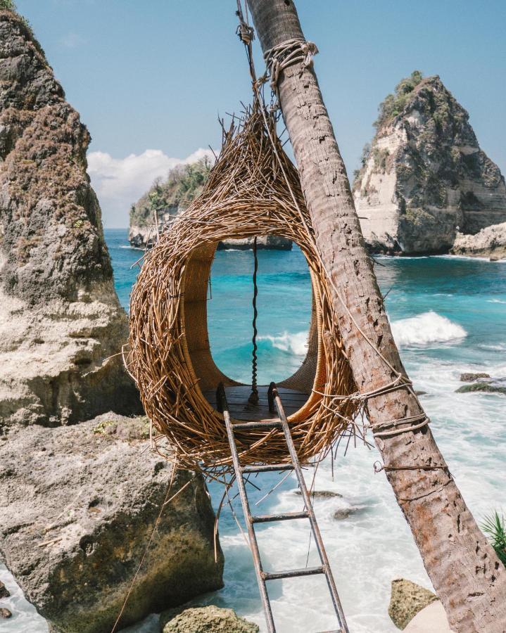 Tropical Glamping Nusa Penida - Private Romantic Seaside Bungalow Diamond Beach Pelilit Exterior photo