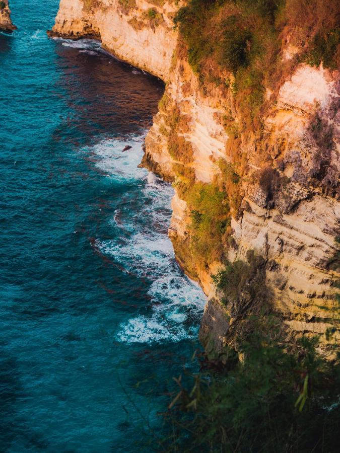Tropical Glamping Nusa Penida - Private Romantic Seaside Bungalow Diamond Beach Pelilit Exterior photo